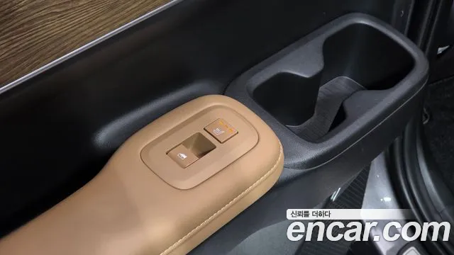 Hyundai Santafe — Фото автомобиля 25