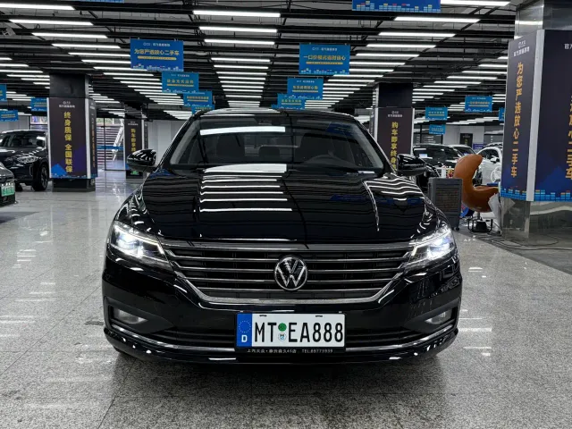 Volkswagen Lavida — Фото автомобиля 2
