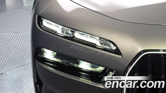 BMW 7-Series 7 серия (G70) 740i sDrive Design Pure Excellence — Фото автомобиля 19