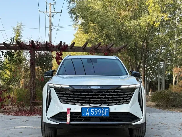 Geely Boyue L — Фото автомобиля 2