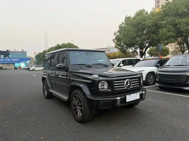 Mercedes-Benz G-Class — Фото автомобиля 3