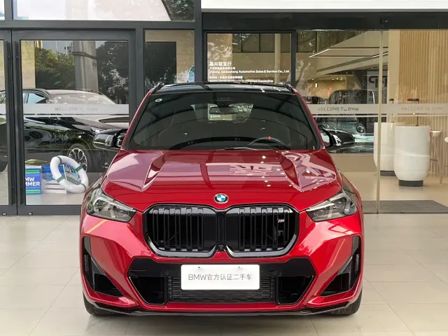 BMW X1 — Фото автомобиля 2