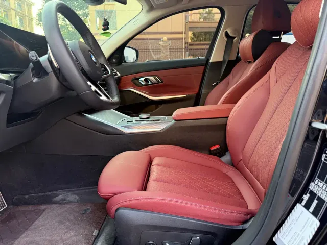 BMW 3 Series — Фото автомобиля 4