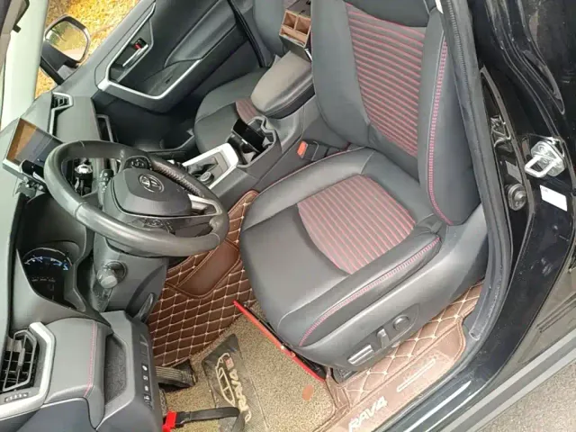 Toyota RAV4 Rongfang Dual Engine E+ — Фото автомобиля 14