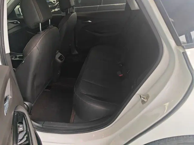 Buick Verano — Фото автомобиля 16