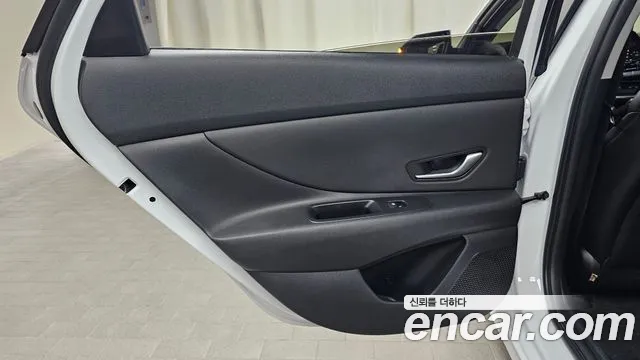 Hyundai Avante — Фото автомобиля 14