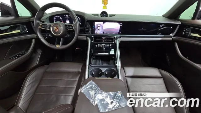 Porsche Panamera 976 — Фото автомобиля 10