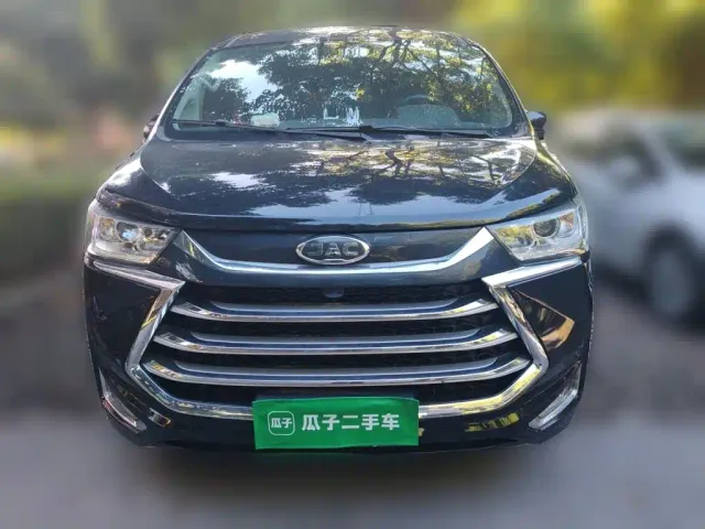 JAC Refine M4 — Фото автомобиля 22