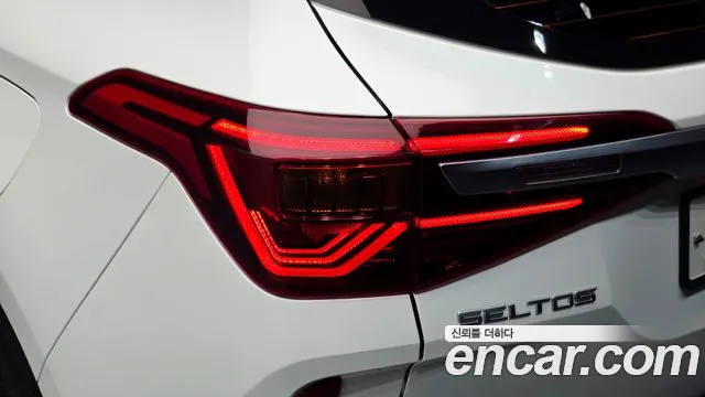 Kia Seltos — Фото автомобиля 8