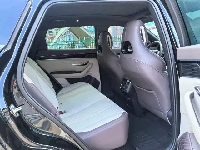 BYD Song PLUS — Фото автомобиля 12