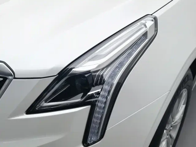 Cadillac XT5 — Фото автомобиля 7