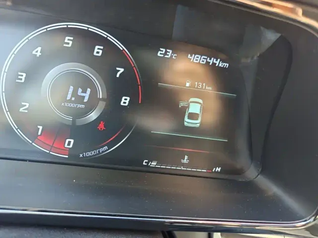 Hyundai Elantra — Фото автомобиля 11