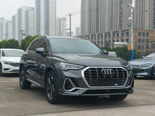 Audi Q3 — Фото автомобиля 3