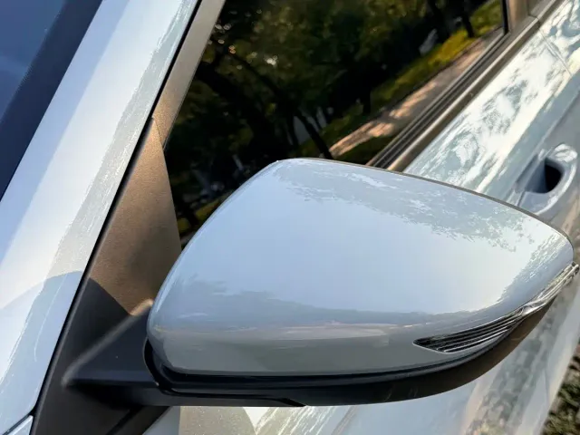 Geely Emgrand — Фото автомобиля 21