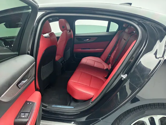 Jaguar Jaguar XEL 2021 2.0T 250PS R-DYNAMIC S Progressive Sport Edition — Фото автомобиля 13