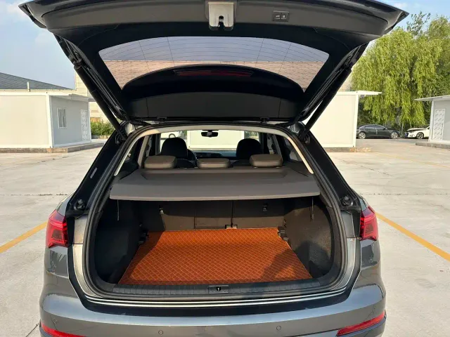 Audi Q3 — Фото автомобиля 6