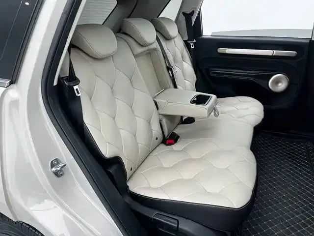 Baojun Cloud — Фото автомобиля 18
