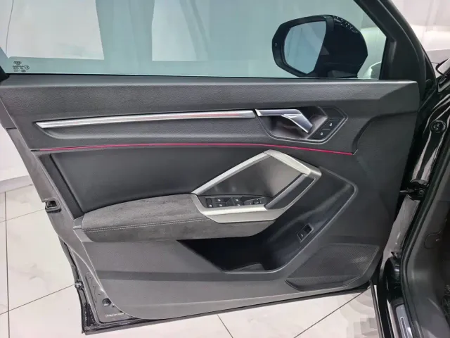 Audi Q3 — Фото автомобиля 8
