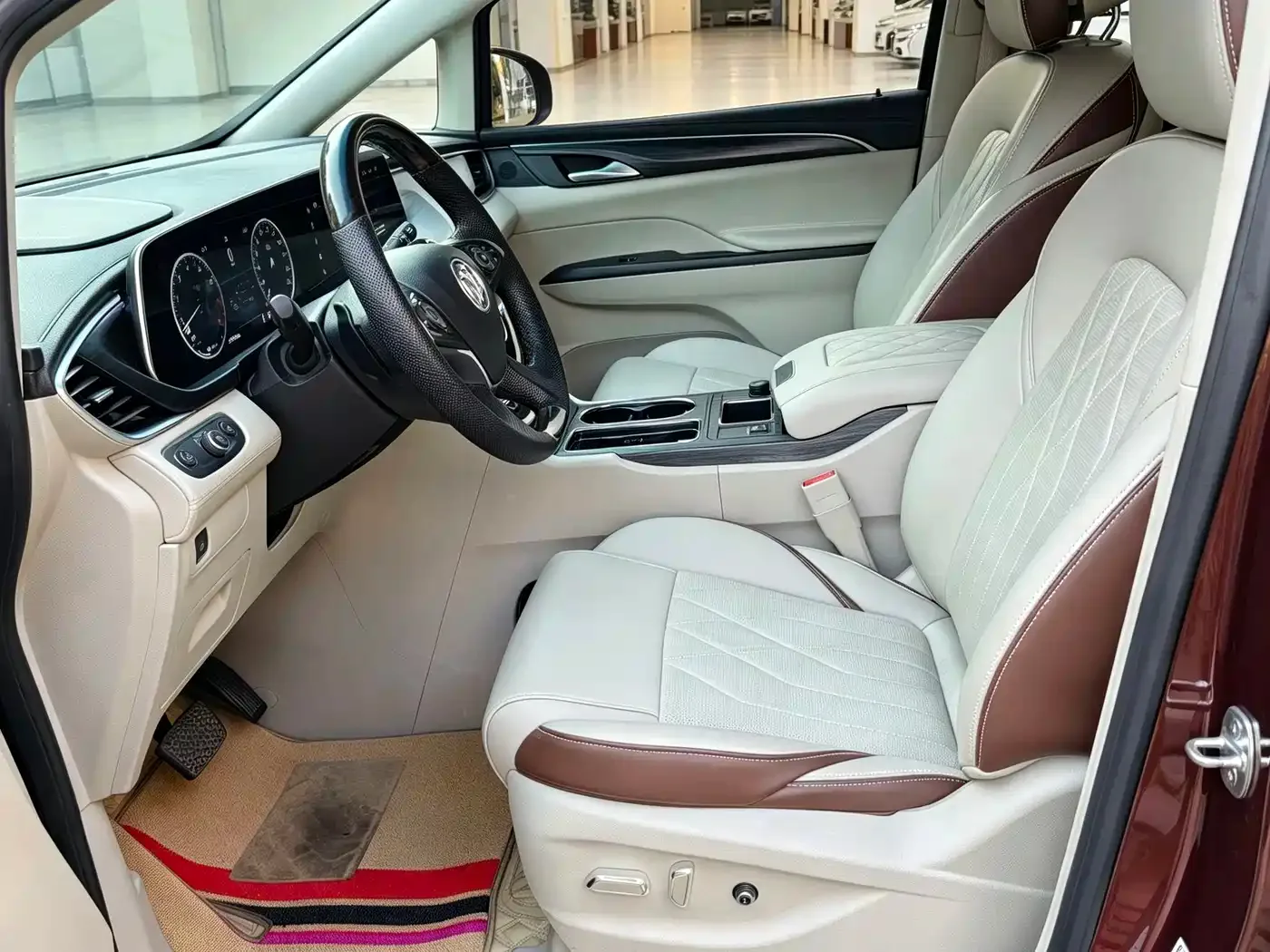 Buick Buick GL8 2022 ES Landmark 653T Comfort — Фото автомобиля 9