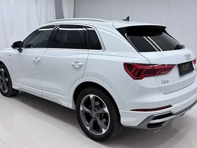 Audi Q3 — Фото автомобиля 6