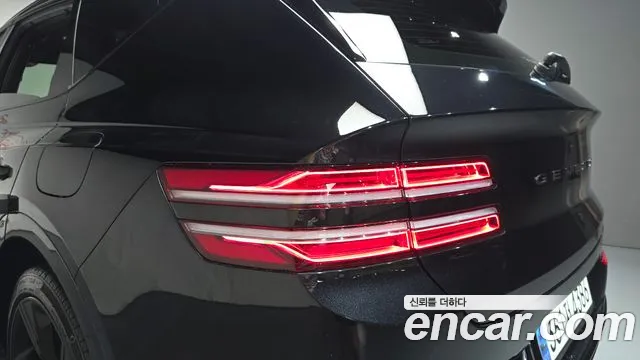Genesis GV80 — Фото автомобиля 23