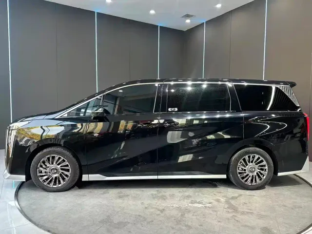 GAC Trumpchi M8 — Фото автомобиля 4
