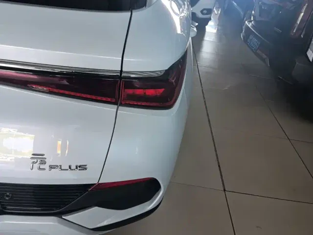 BYD Yuan PLUS — Фото автомобиля 7