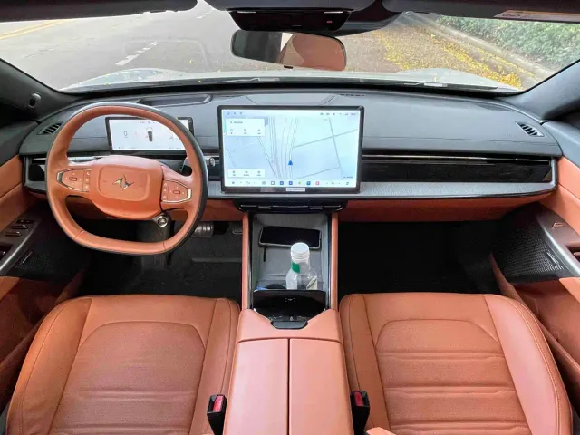Dongfeng eπ 007 — Фото автомобиля 6
