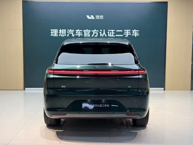 Li Auto L6 — Фото автомобиля 4
