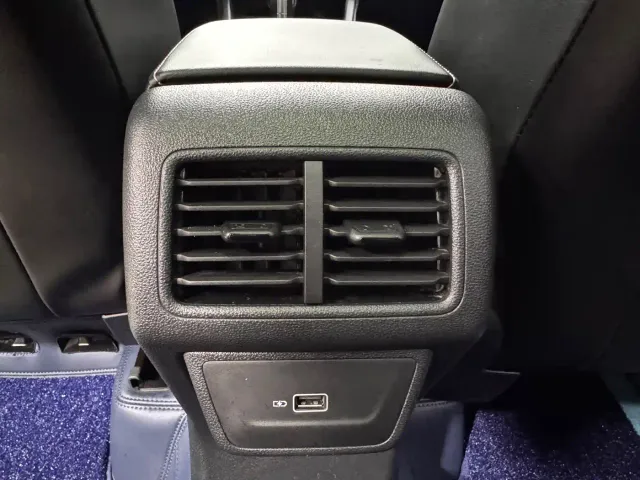 Jetta Jetta VS7 2022 Panda Edition 1.4T Automatic Glory Pro — Фото автомобиля 19