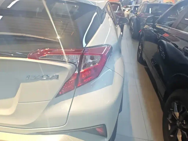 Toyota IZOA — Фото автомобиля 7