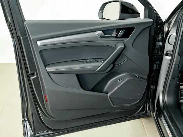 Audi Q5L — Фото автомобиля 16