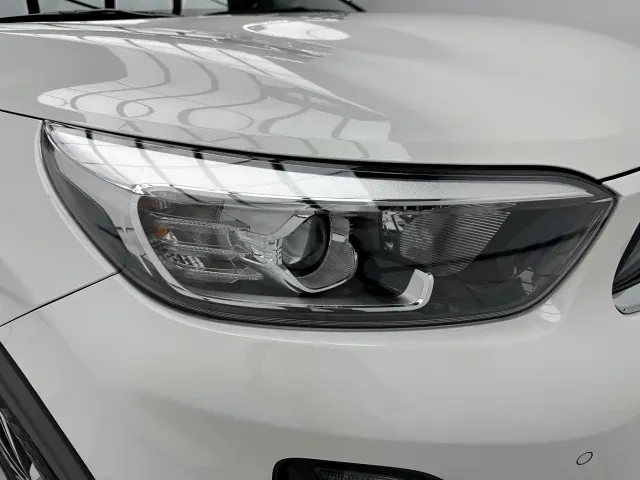 Kia KX1 — Фото автомобиля 10