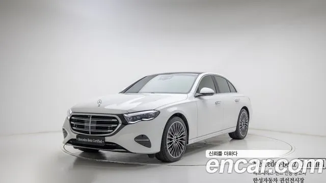 Фотография автомобиля — Mercedes-Benz E-Class W213