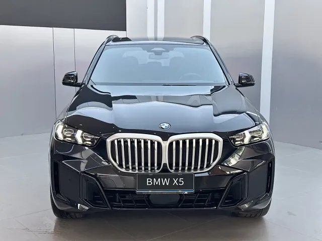 BMW X5 — Фото автомобиля 2