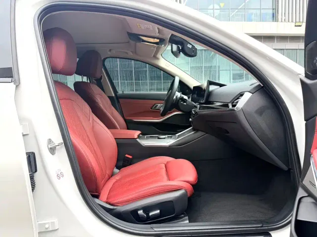 BMW 3 Series — Фото автомобиля 6