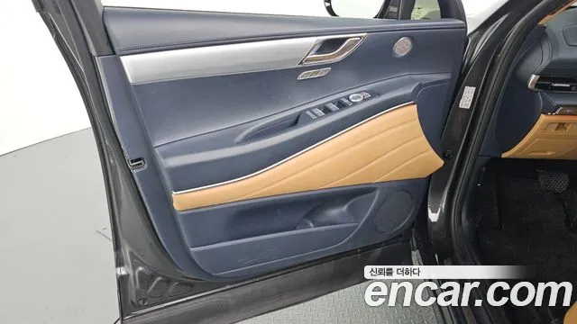 Genesis GV80 — Фото автомобиля 13