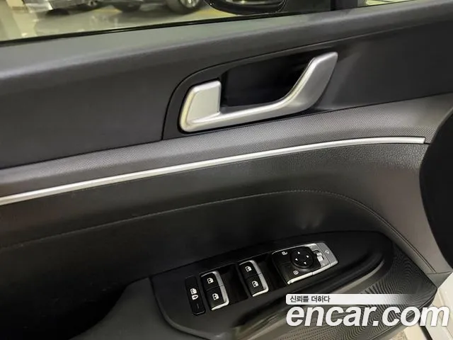 Kia K5 Generation 3 — Фото автомобиля 16