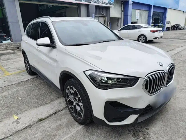 BMW X1 — Фото автомобиля 3