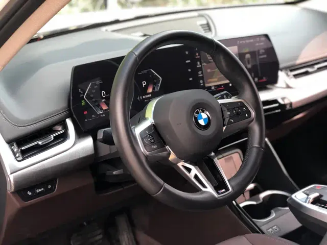 BMW X1 — Фото автомобиля 15
