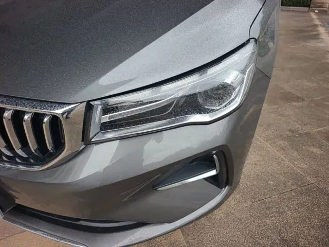Geely Emgrand — Фото автомобиля 23