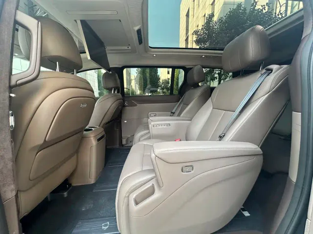 Arcfox Wendao V9 — Фото автомобиля 20