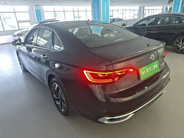 Volkswagen Sagitar — Фото автомобиля 4