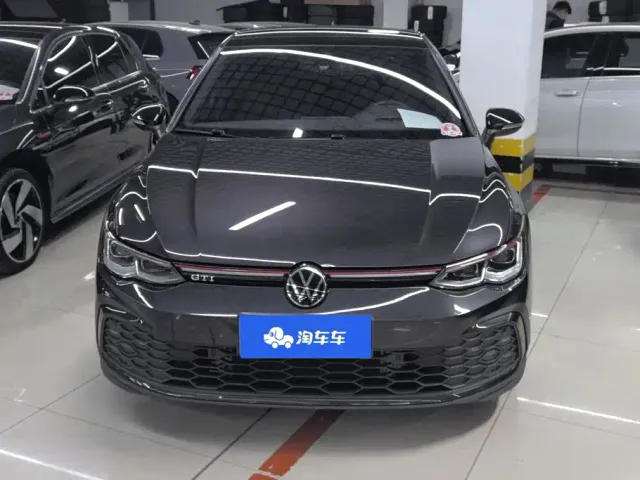 Volkswagen Golf GTI — Фото автомобиля 2