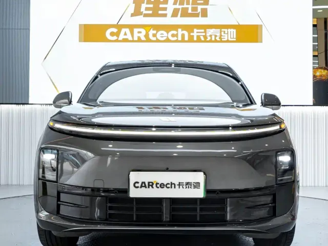 Фотография автомобиля — Li Auto L6