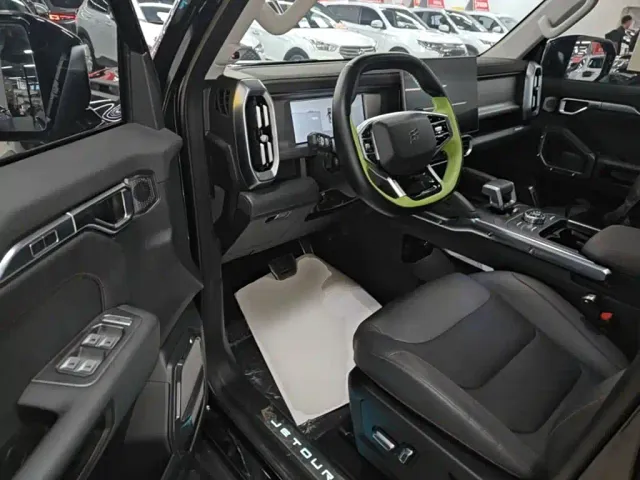 Jetour T2 — Фото автомобиля 15
