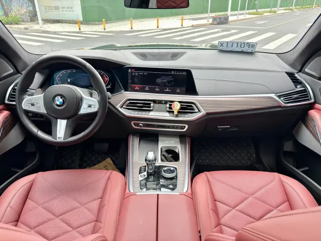 BMW X5 — Фото автомобиля 7