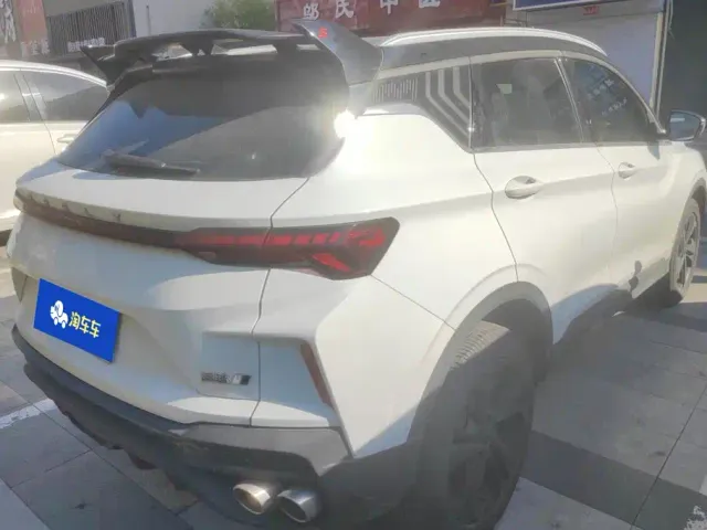 Geely Binyue — Фото автомобиля 3