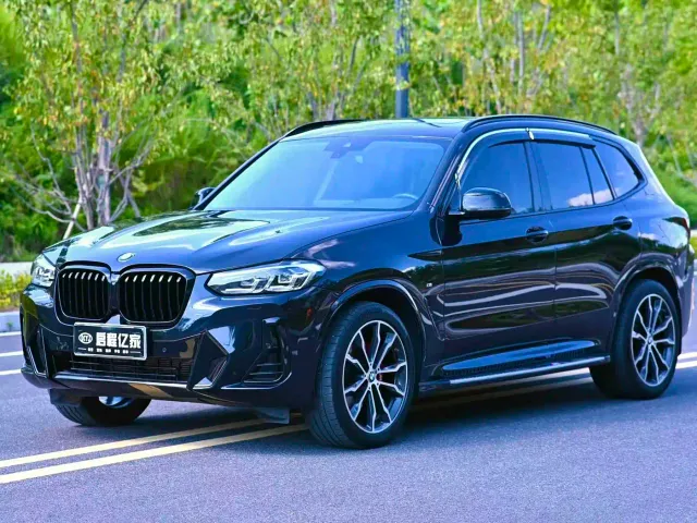 Фотография автомобиля — BMW X3