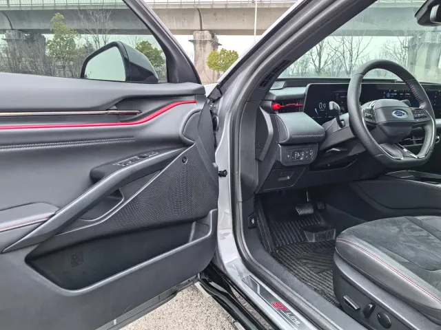 Ford Mondeo — Фото автомобиля 17